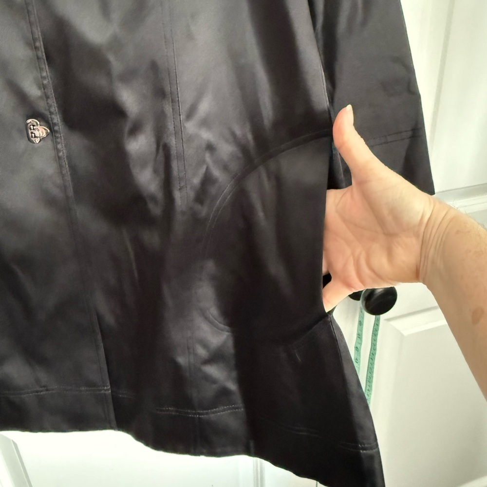 Madison Black Women's Coat - Picture 5 of 8
